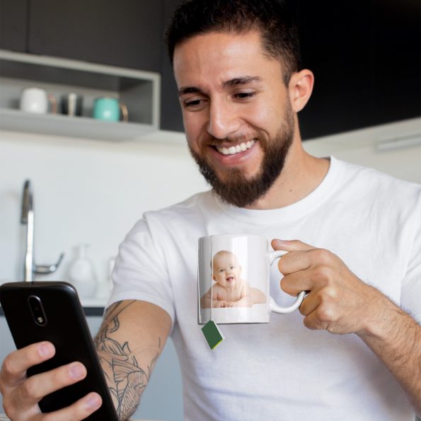 mug-mockup-of-a-tattooed-man-having-some-tea-at-home-24017 (6)